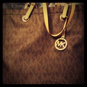 Michael Kors Tote